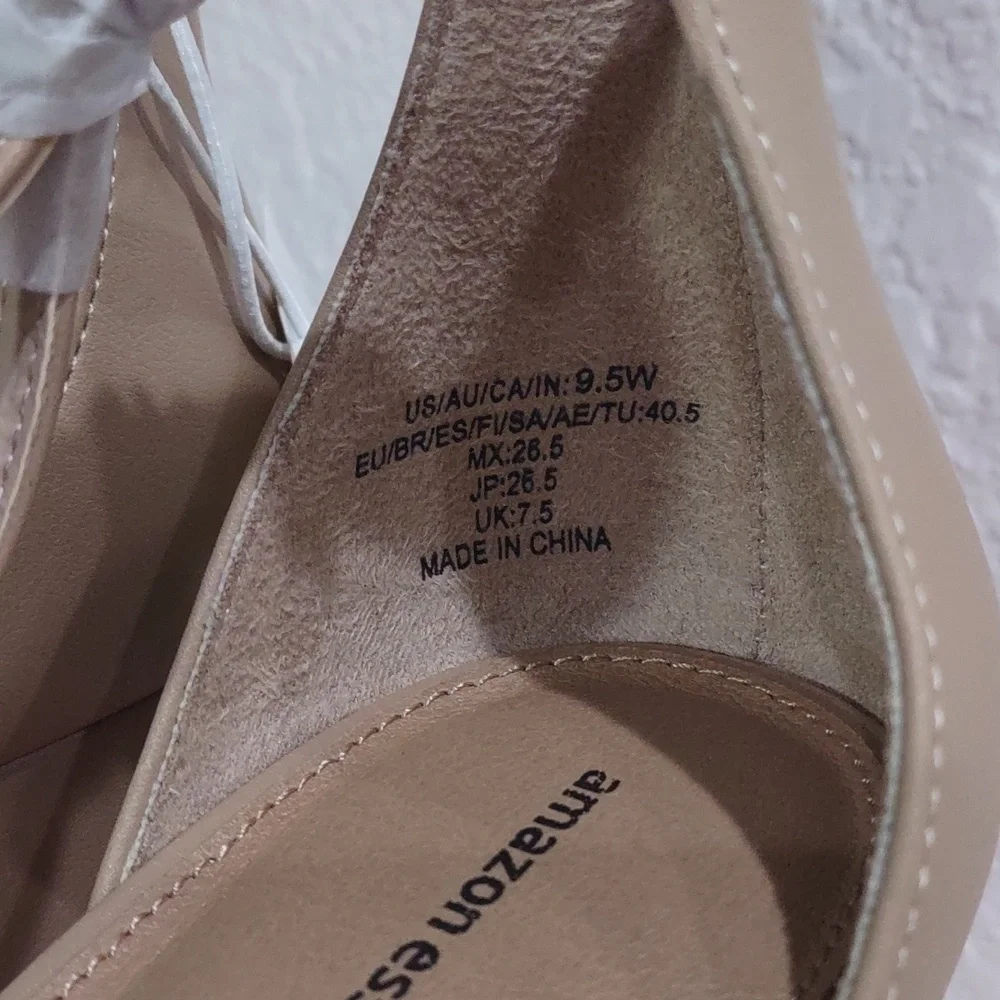 Amazon Essentials Sandals. - Picture 4 of 12